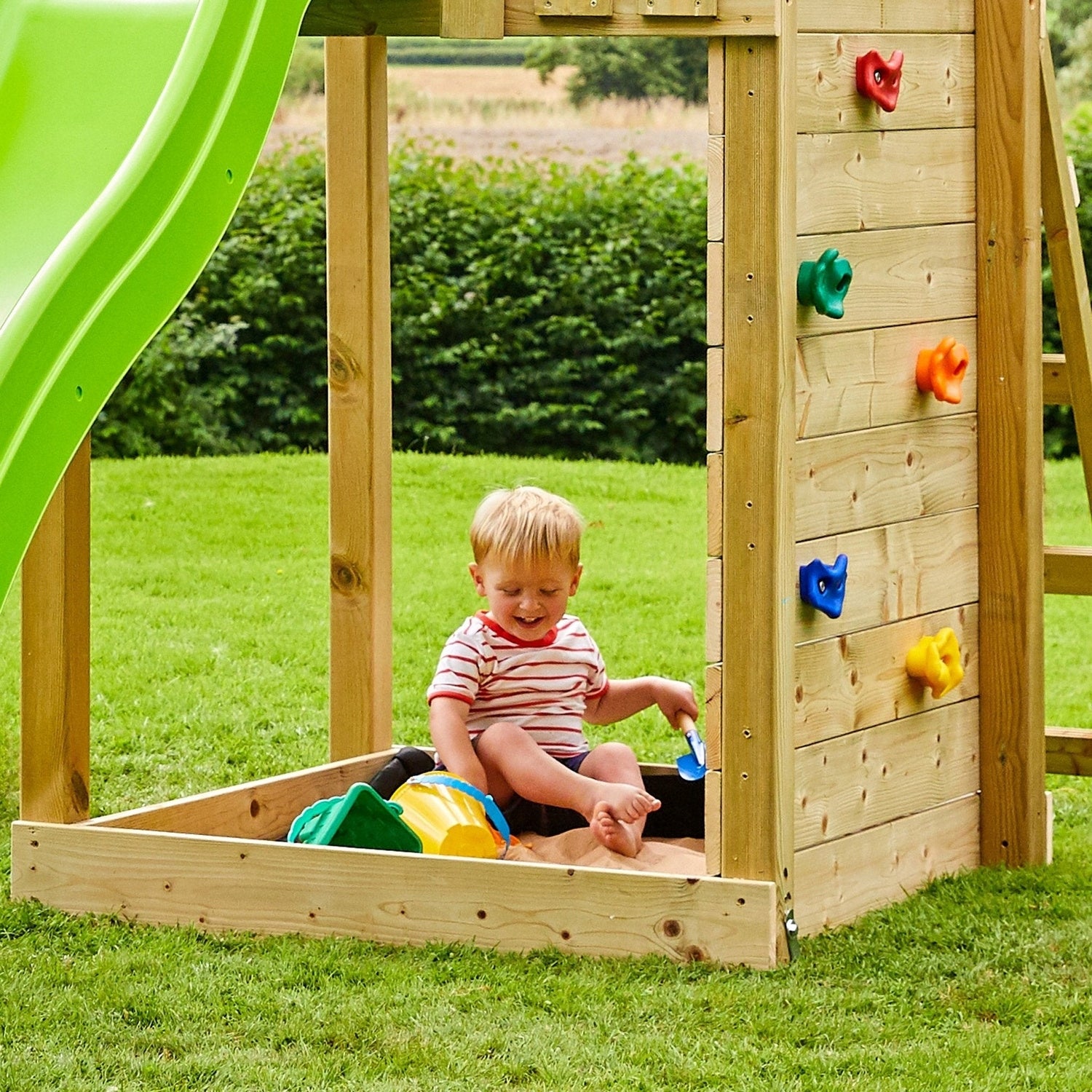 WOODEN GARDEN HOUSE for children SLIDE Sandbox SQUARE TOYS 4in1 Character/Title none
