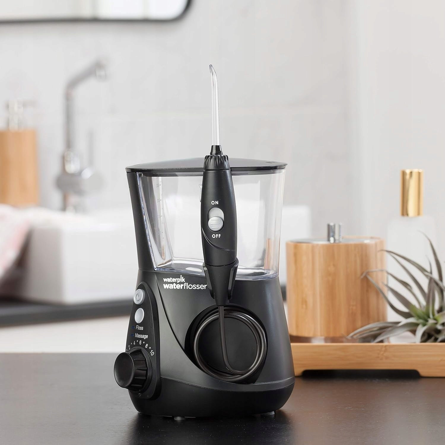 Waterpik WP-660 stationary dental irrigator black 650 ml Brand Waterpik