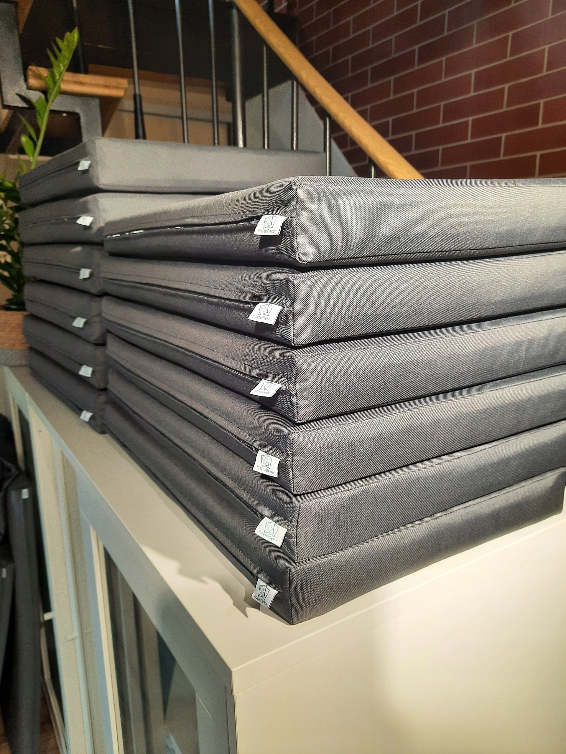 Waterproof pillowcase covers to size 10x10x5 garden outdoor oxford Manufacturer code PW/O58x58x5