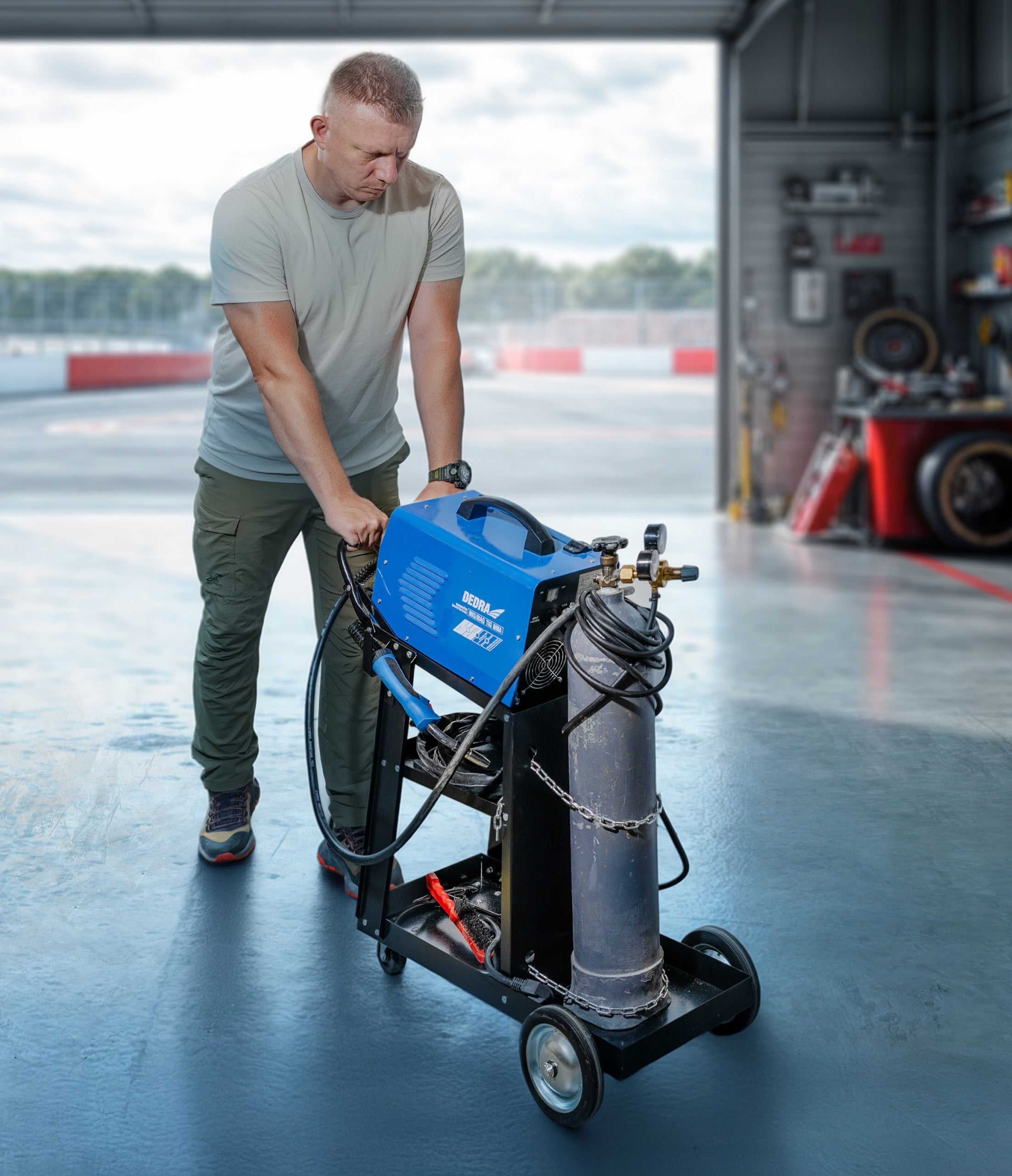 Welding trolley for welding machine Cylinder shelf Stable Mobile 4 shelves DEDRA EAN (GTIN) 5902628761880
