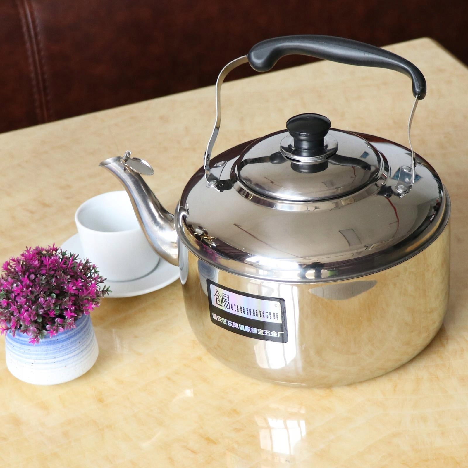 Whistling Kettle, Stainless Steel Base top 6L