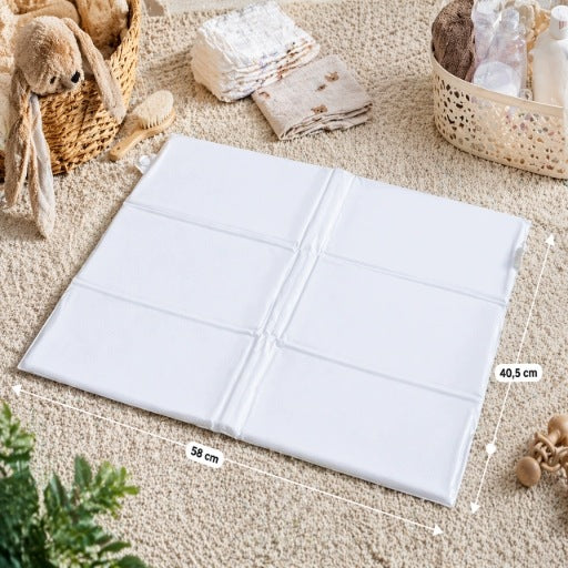 White Soft Hiking Changing Table 58x40 cm Folding Baby Mat Packaging status original