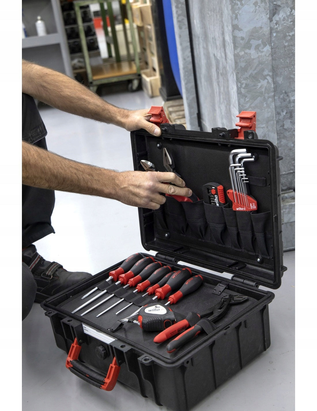 Wiha 38 el toolkit for mechanic Brand Wiha
