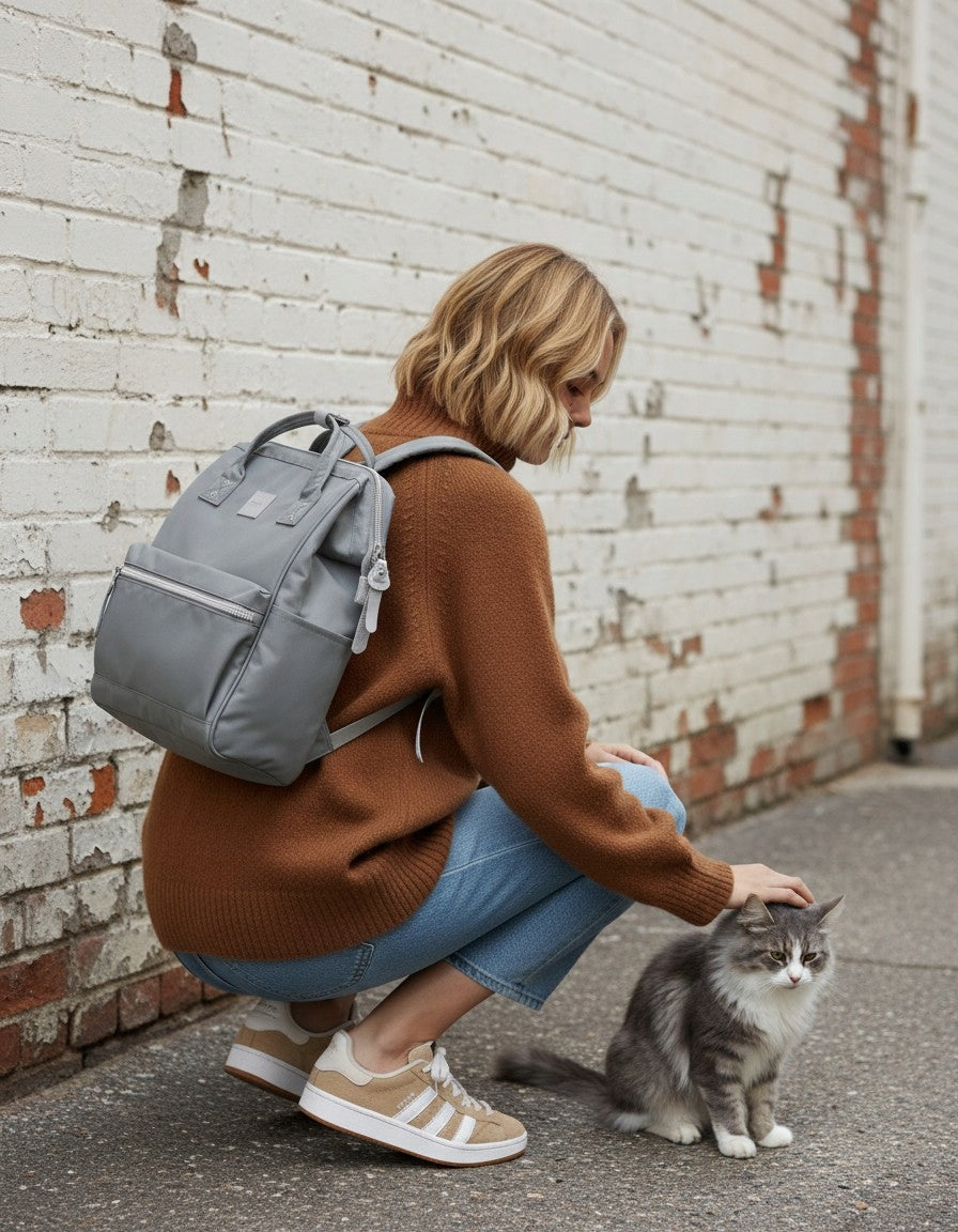 Women's backpack Himawari Sorrel HM1881 for laptop 15,6 USB grey Brand Himawari