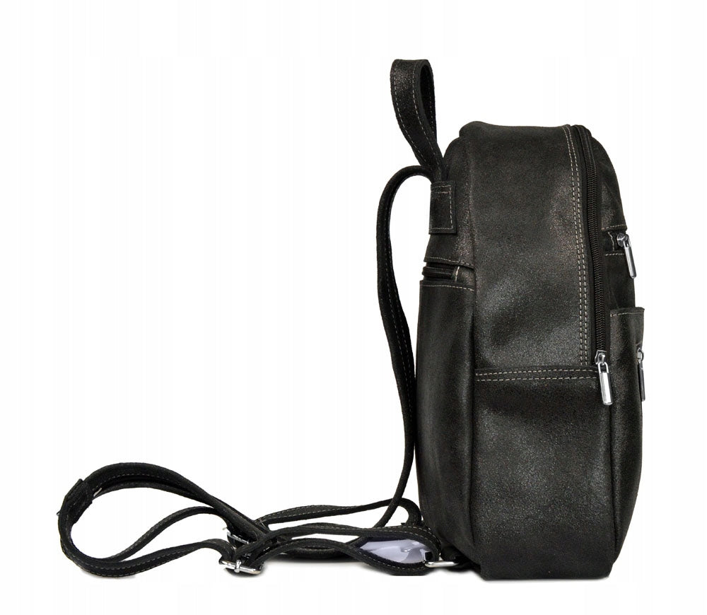 Women's urban backpack made of vintage leather EAN (GTIN) 5907558272437