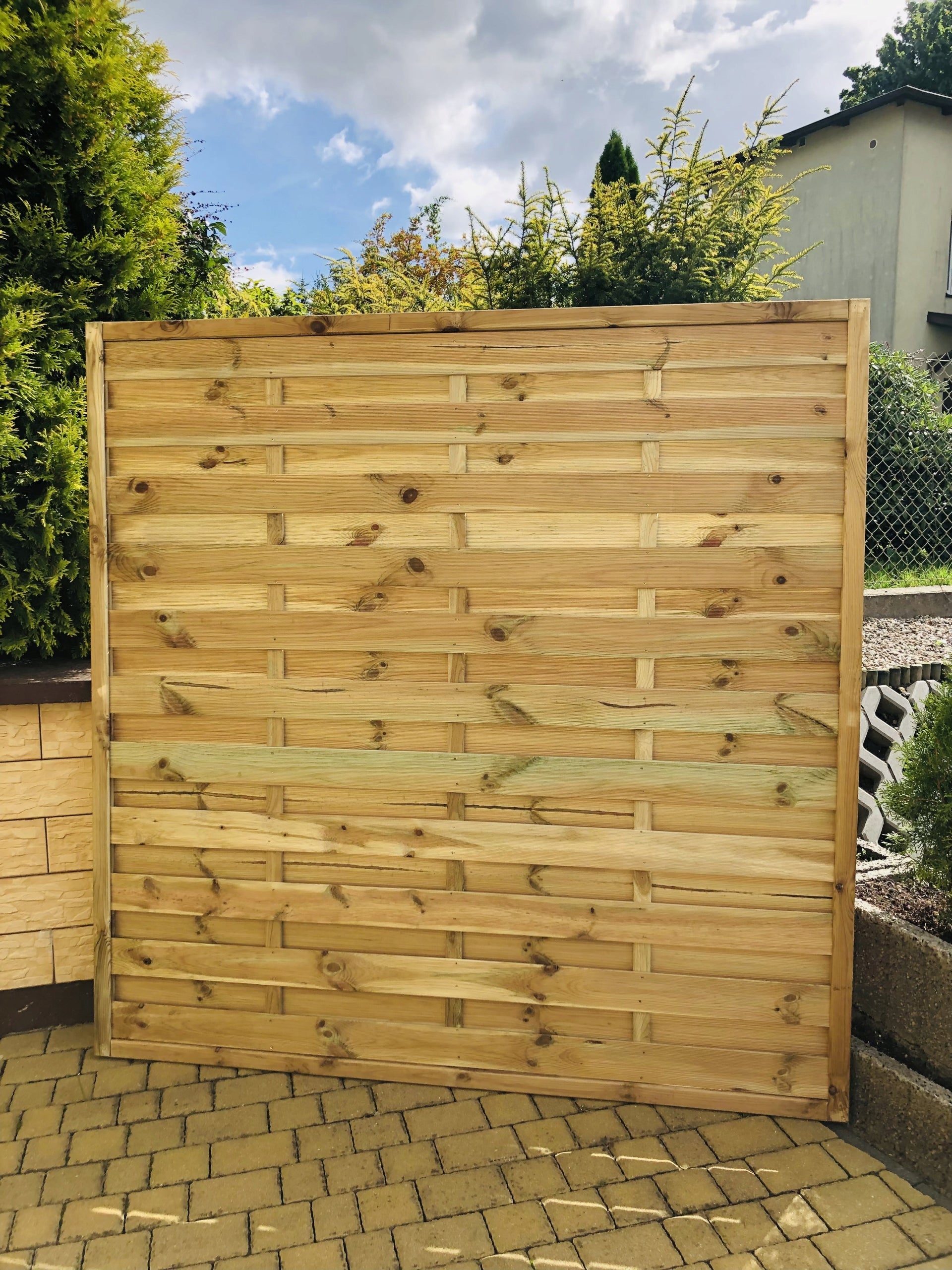 Wooden Fence 180x180 cm Fence Panel Frame 4,4 cm Strong Manufacturer code LUX01