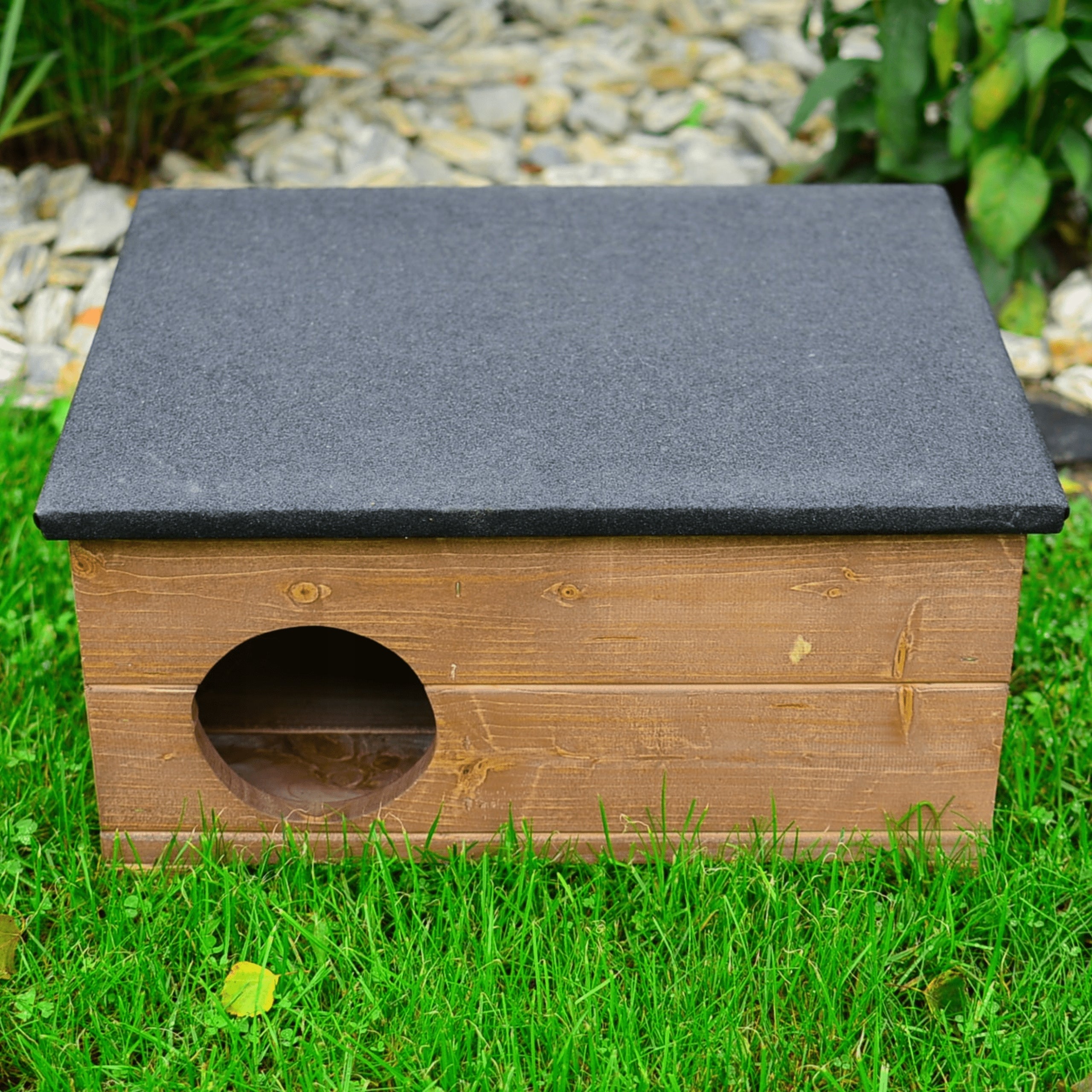 Wooden Hedgehog House Booth Bed Shelter For Small Animals Main material wood