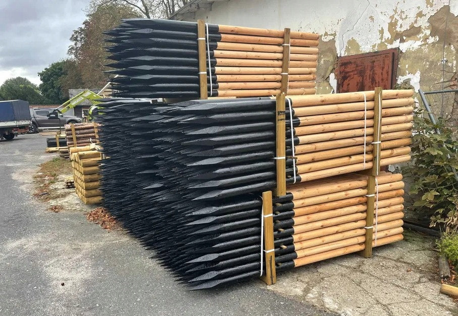 Wooden post stake fi9cm length 250cm imp pressure tarred, durable Packaging status original