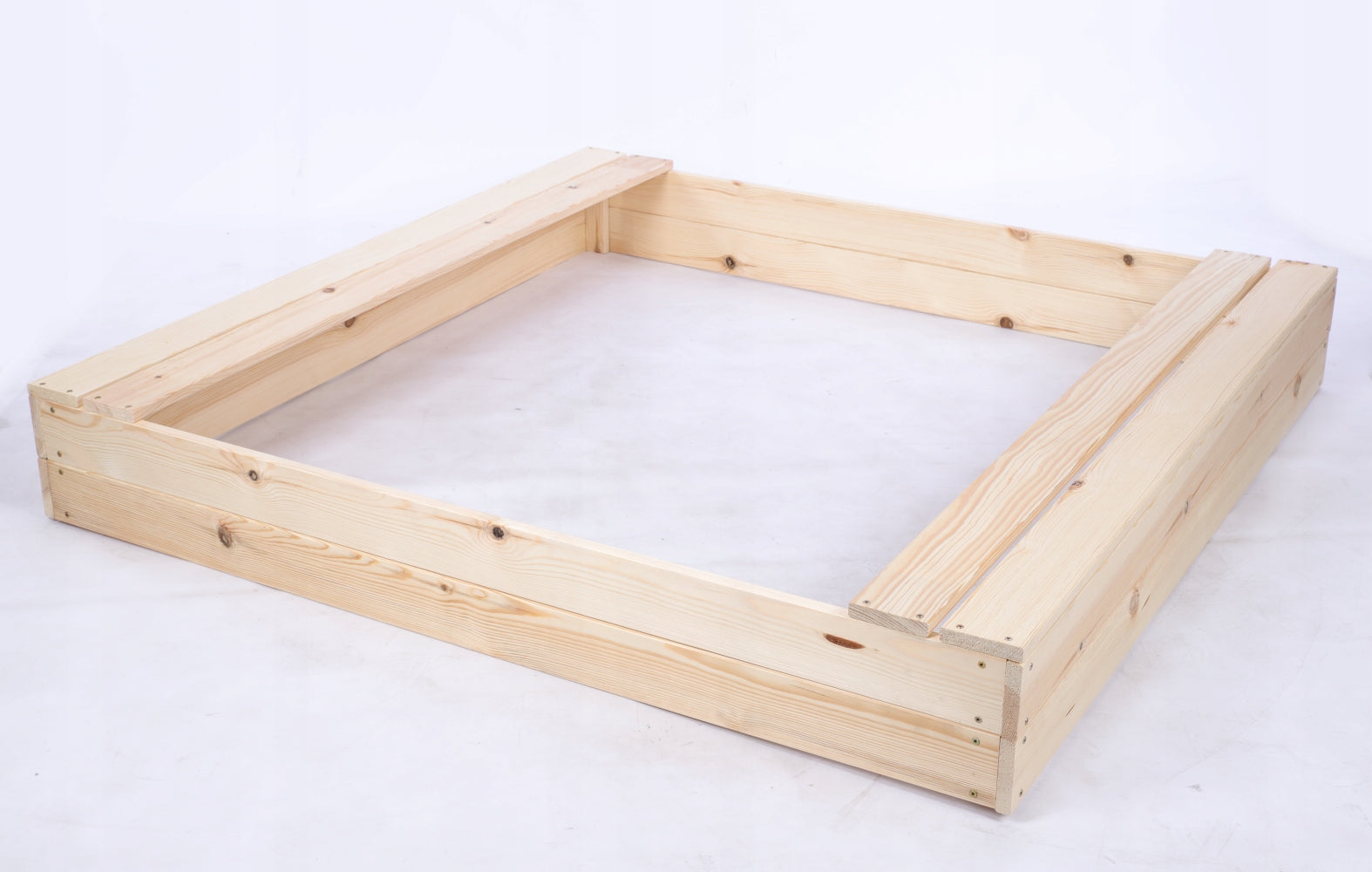 Wooden sandbox 140x140 with benches AGRO TARPAULIN eco wood EAN (GTIN) 5906605245479