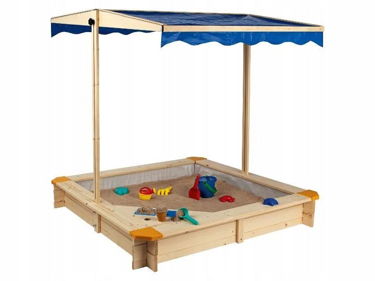 Wooden sandbox with roof Character/Title none