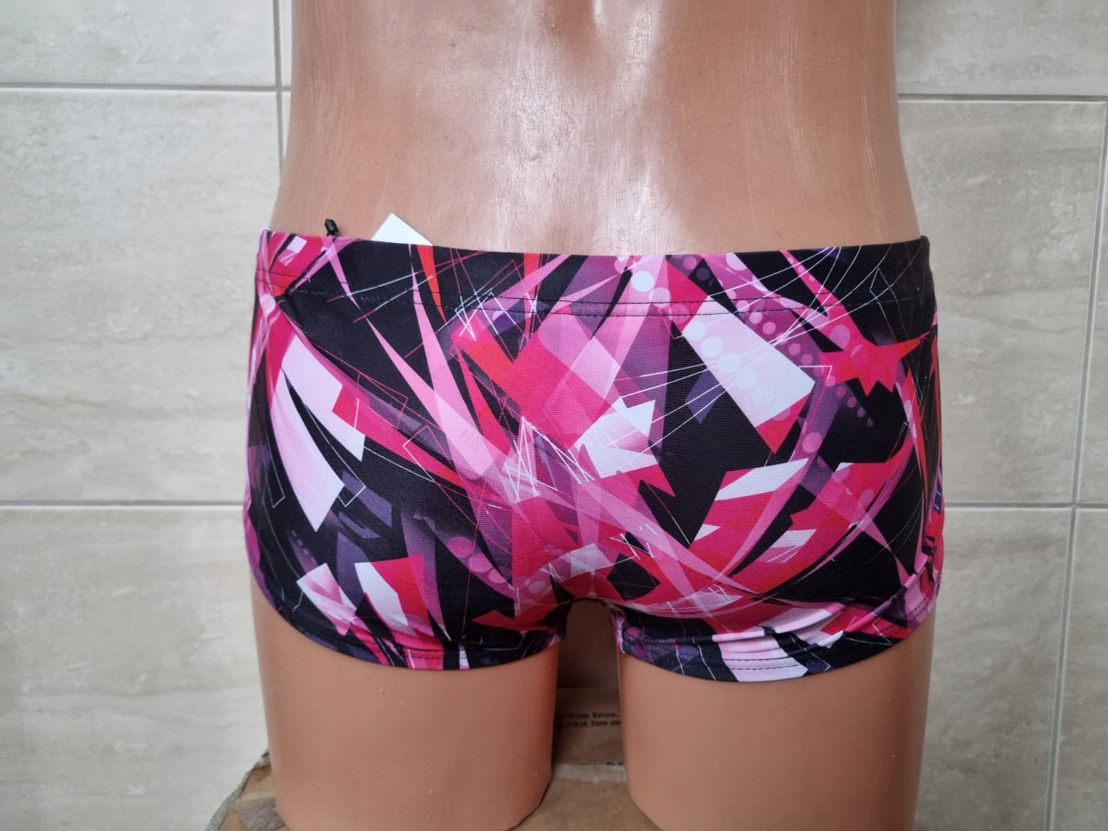 Y6203 ARENA Night Lights Low Waist Short MEN'S BRIEFS D5 UK34 85 EAN (GTIN) 3468336358092