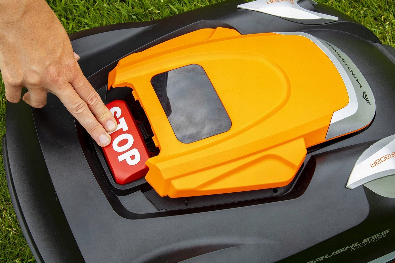 YARD FORCE NX100i mowing robot Model Robot koszący