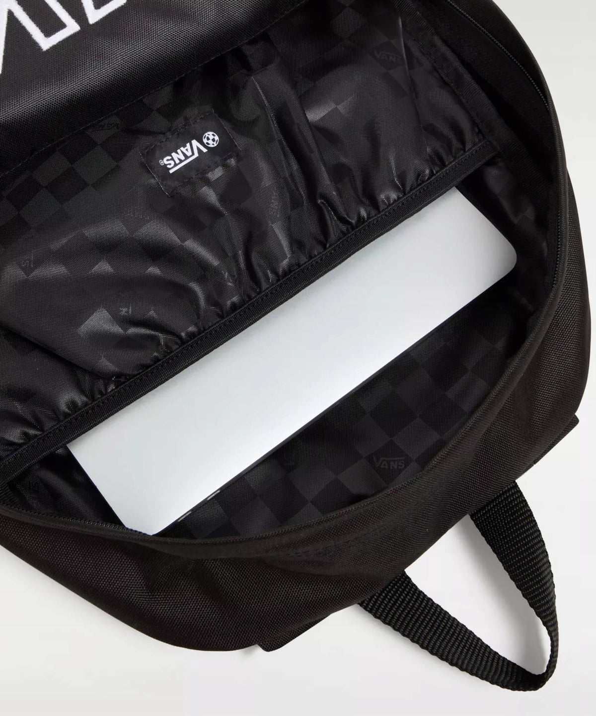 YOUTH SCHOOL BACKPACK VANS SINGLE COMPARTMENT COMFORTABLE ADJUSTABLE OLD SKOOL Brand Vans