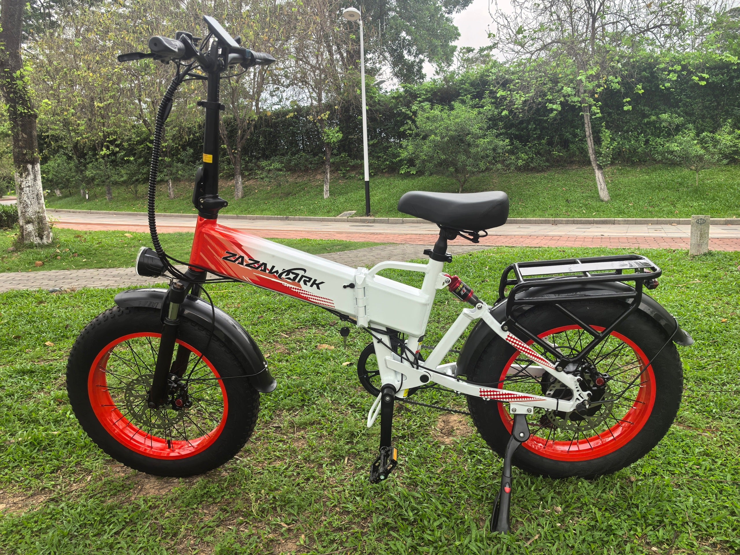 ZAZAWORK Electric Vehicle Folding 1500W 20AH 45KM/H Thick Tyre 20*4.0" Manufacturer code ZAZAWORK CF1000 1500W 20AH 45KM/H CE