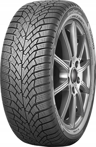 Zimní pneumatika Kumho WinterCraft WP52 205/60 R16 96 H