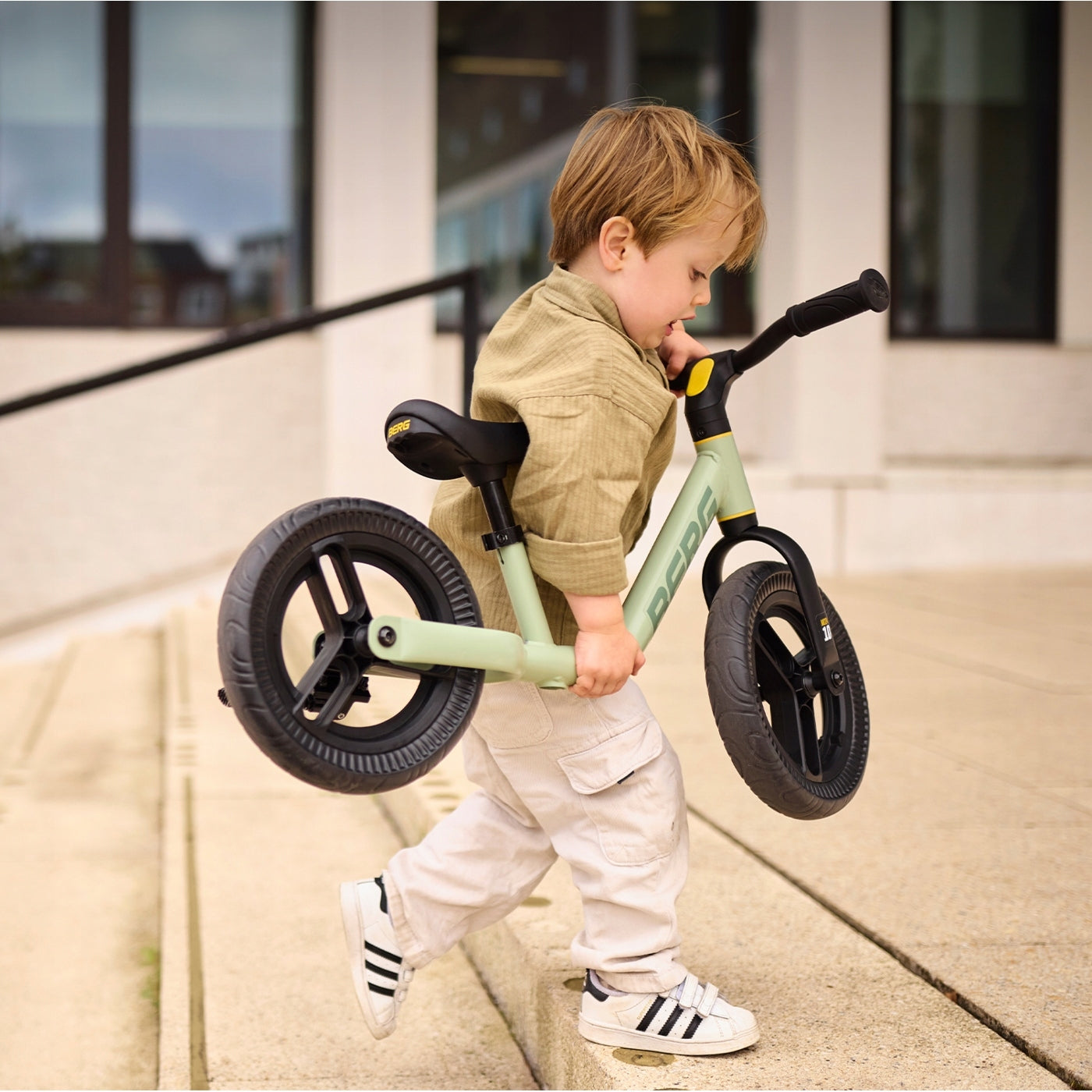 children's balance bike BERG MOOV 10, 10 inches from 2 years green Packaging status original