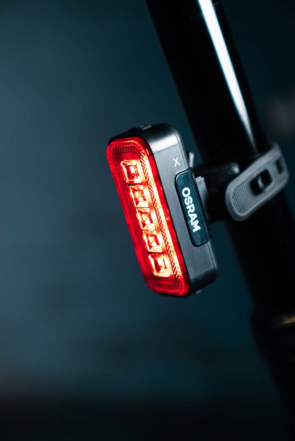 set of bicycle lights front and rear Osram LEDsBIKE EXPLORER X 1000 SET Manufacturer code LEDBL202 SET