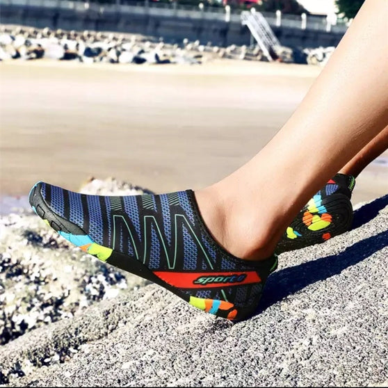 water shoes reef shells rocky beach r.43