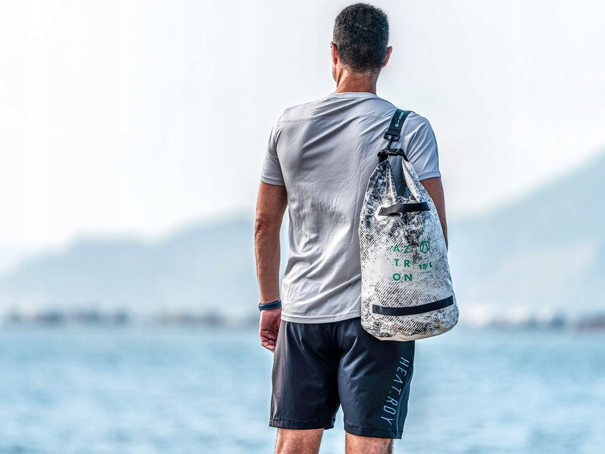 15L WATERPROOF BAG FOR KAYAK SUP BOATS FOR WATER EXPEDITIONS AZTRON Product weight with unit packaging 0.26 kg