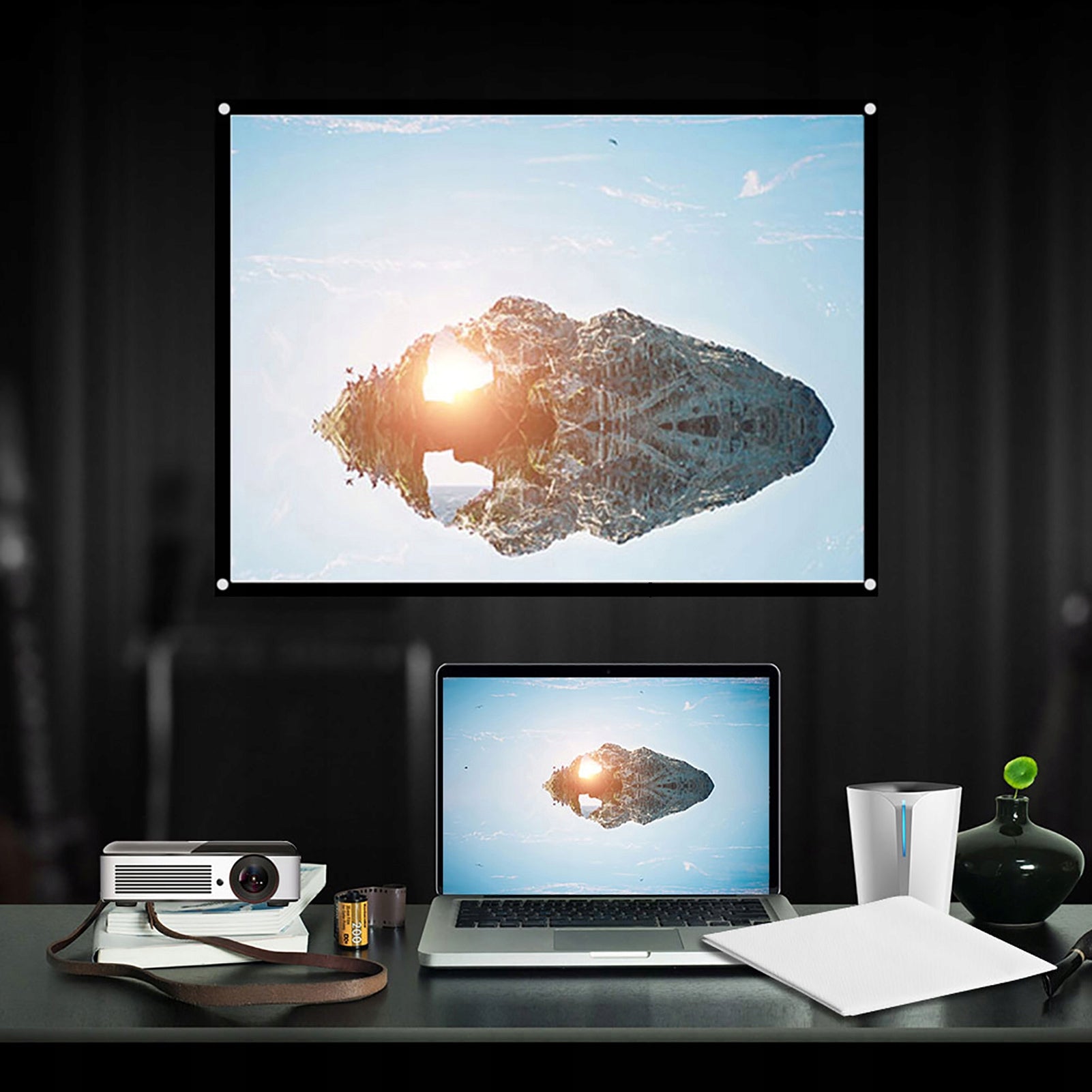 16:9 PROJECTION SCREEN PORTABLE PROJECTION SCREEN 60 INCH FOLDING Packaging status original
