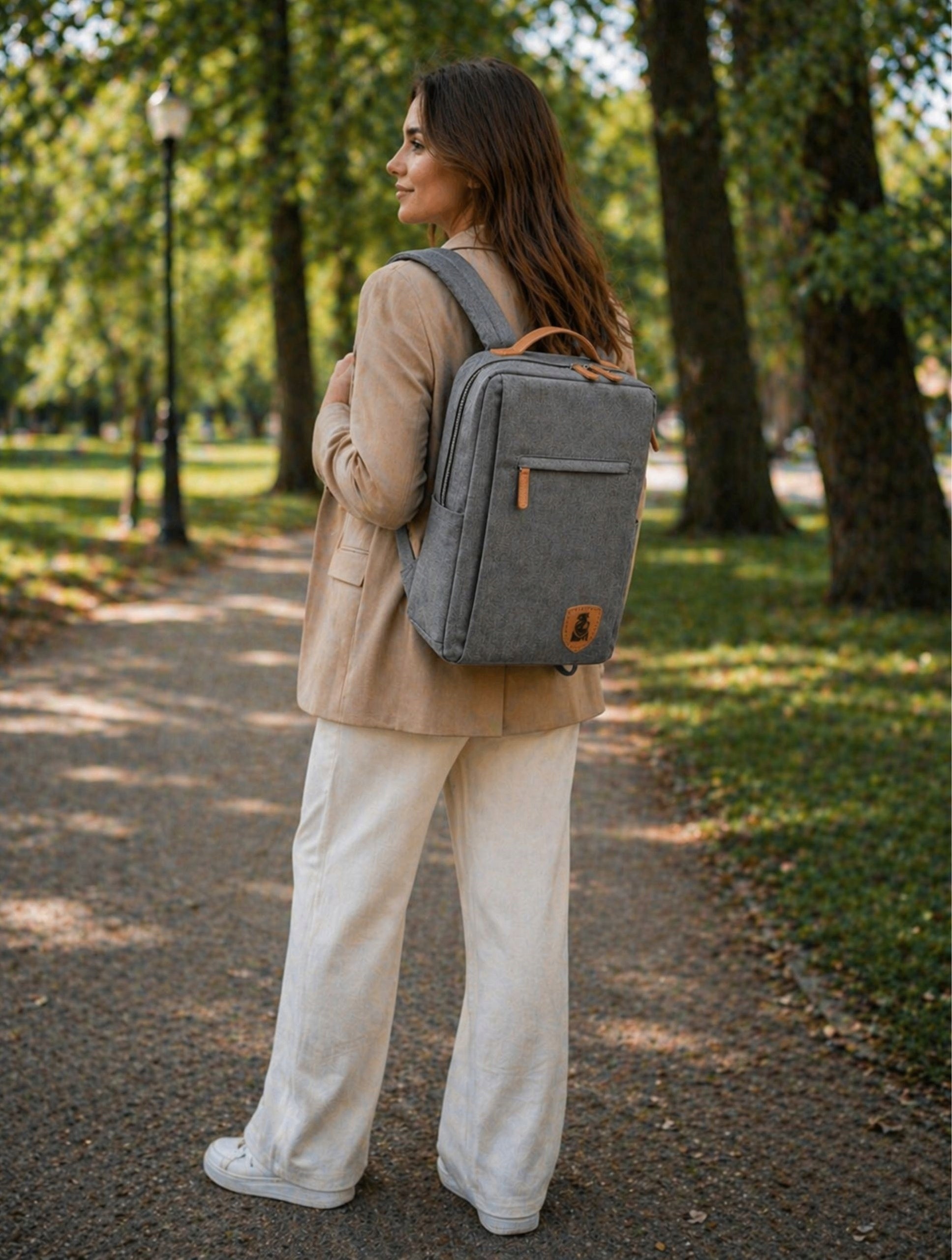 17" LAPTOP BACKPACK FOR SCHOOL WORK WOMEN'S LARGE ROOMY COMFORTABLE Kind city
