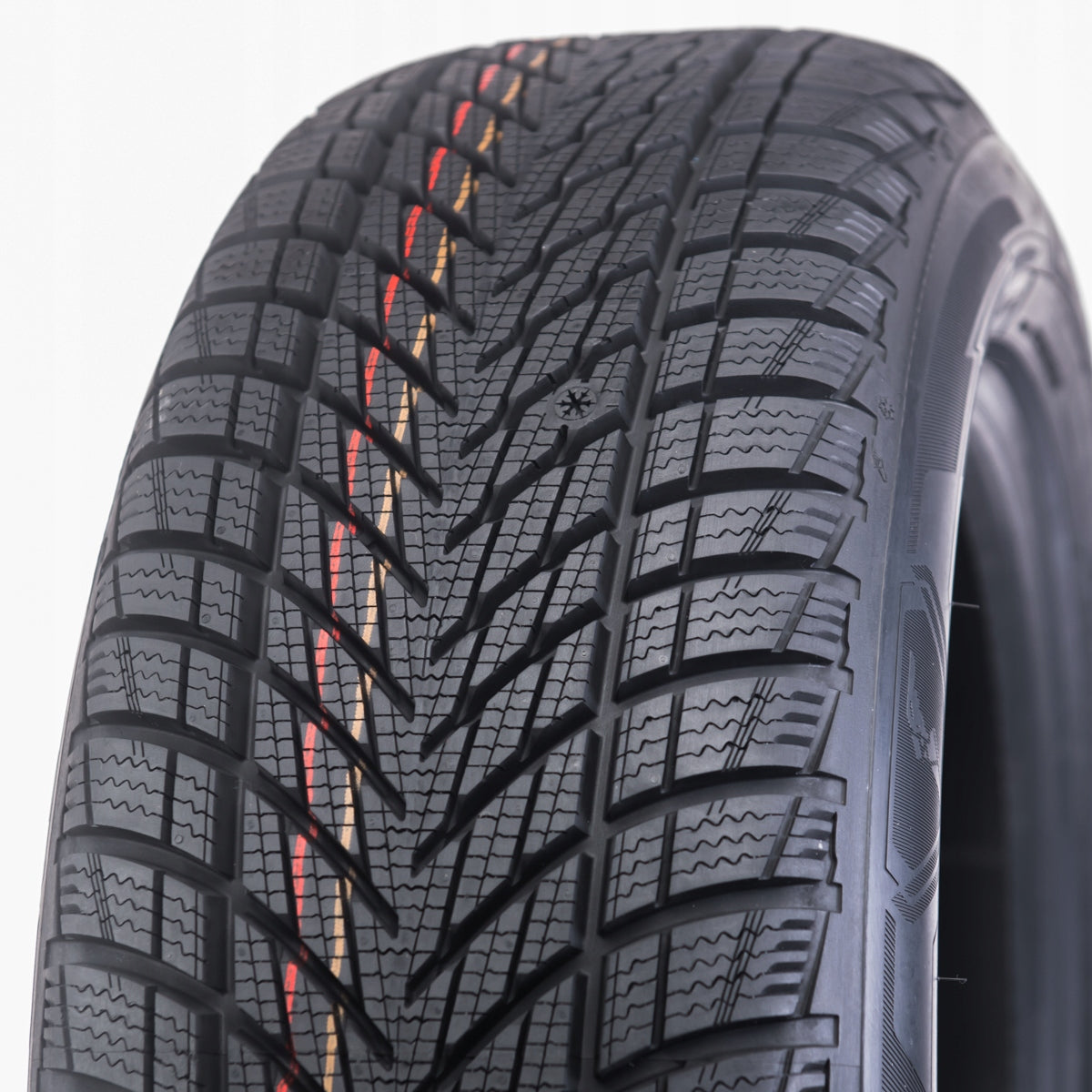 1x 205/60R16 Goodyear UltraGrip Performance 3