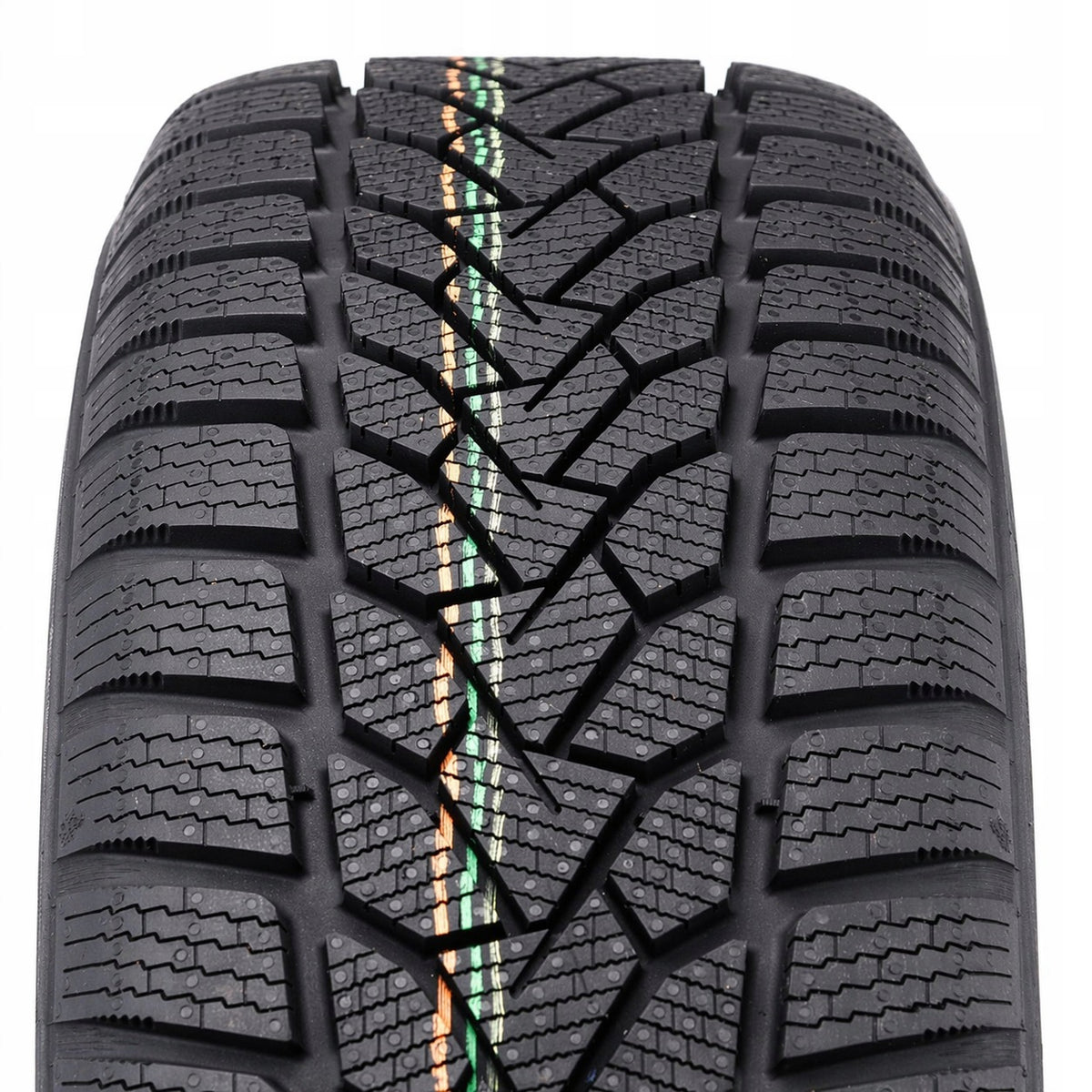 1x 235/40R19 Uniroyal WinterExpert TYRE