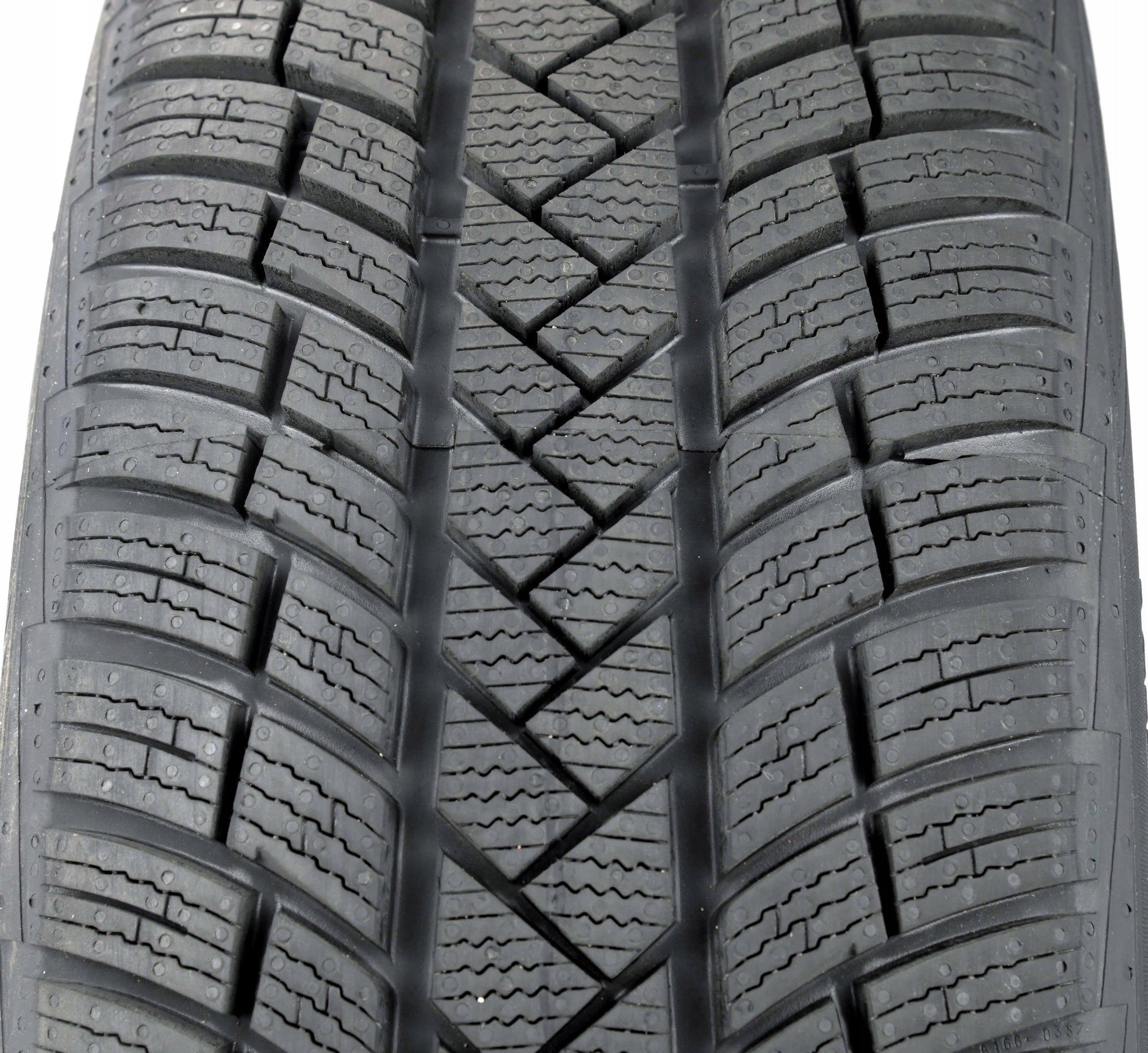 1x 235/55R18 104H XL WINTRAC PRO + ZR (protective rim) Vredestein Winter Year of manufacture 2026/2025