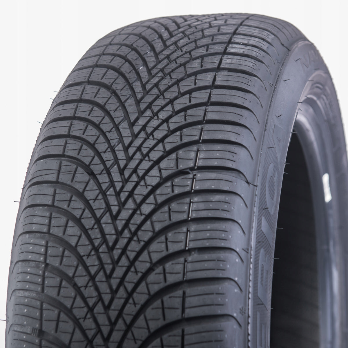 1x ALL-SEASON TYRE 195/65R15 Dębica Navigator 3