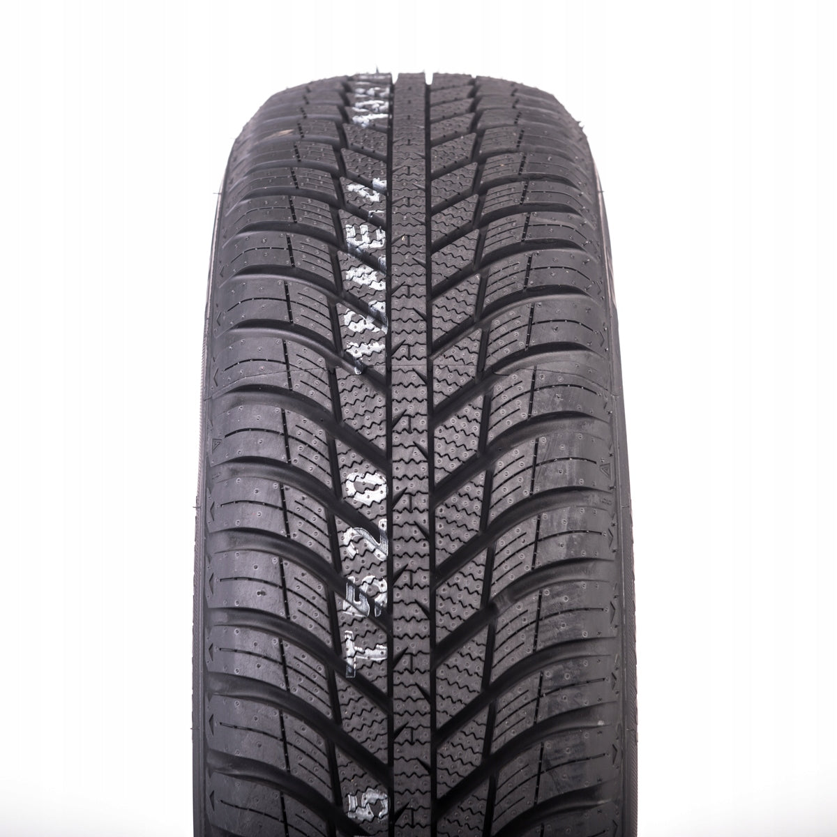 1x ALL-SEASON TYRE 215/60R16 Nexen NBLUE 4S 95H Season all-season