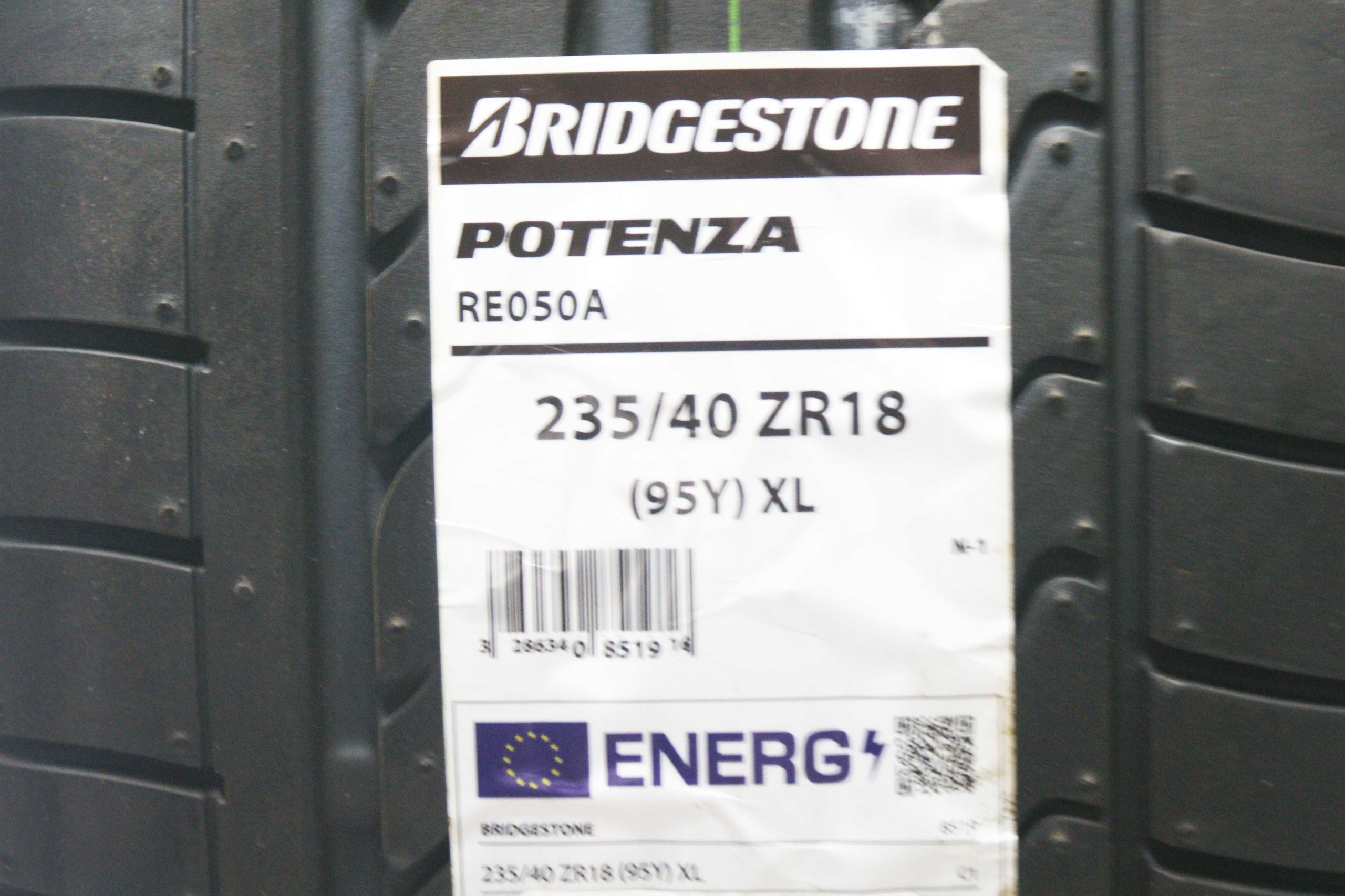 1x BRIDGESTONE 235/40ZR18 POTENZA RE050A XL N-1 Number of tires offered 1 pc.