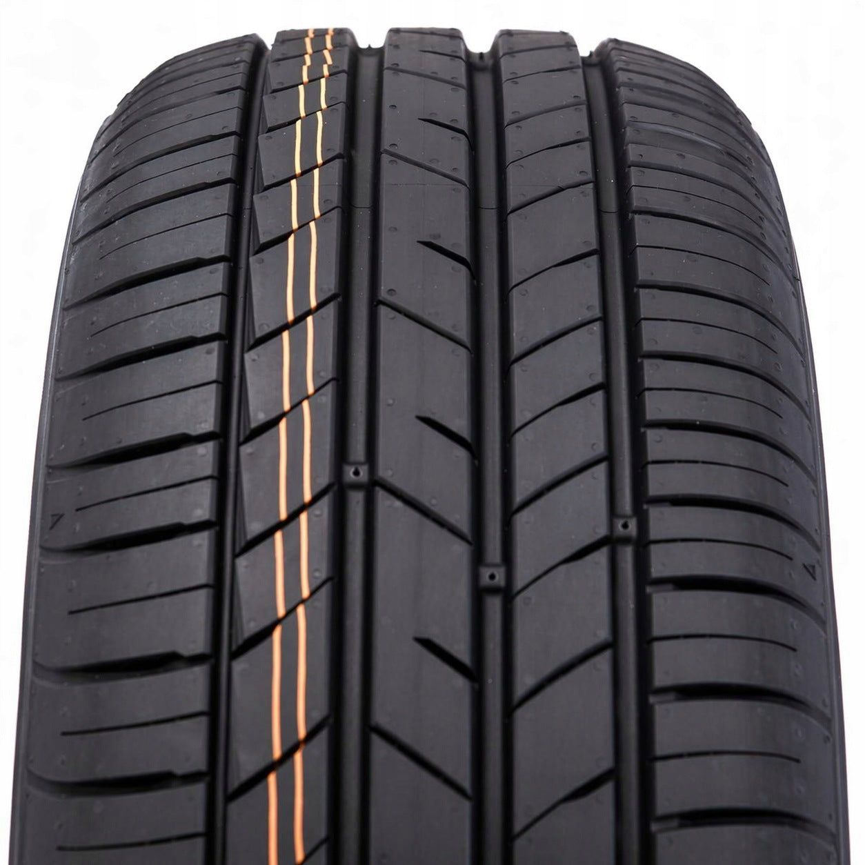 1x SUMMER TYRE 195/55R15 Kumho Ecsta HS52 85V Number of tires offered 1 pc.