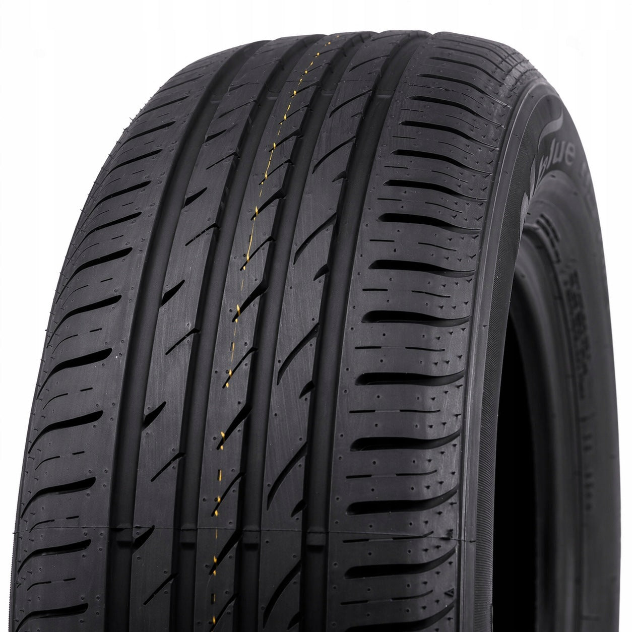1x SUMMER TYRE 215/65R16 Nexen Nblue HD Plus 98H