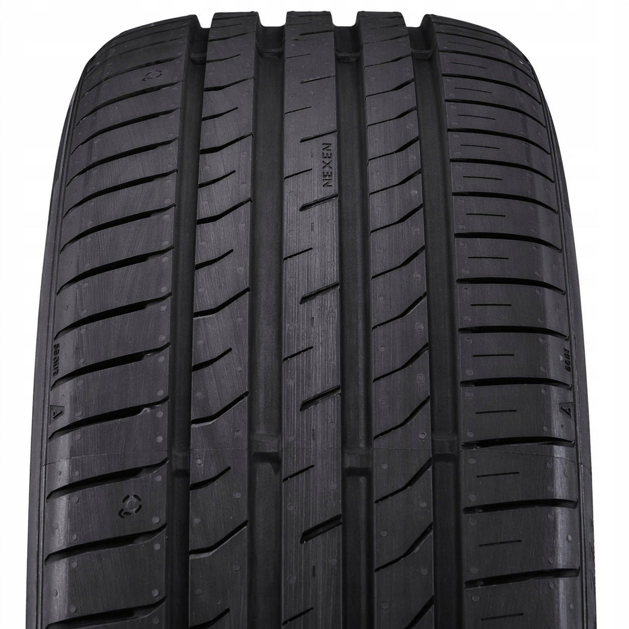 1x SUMMER TYRE 225/45R17 Nexen Nfera Primus 94Y Number of tires offered 1 pc.