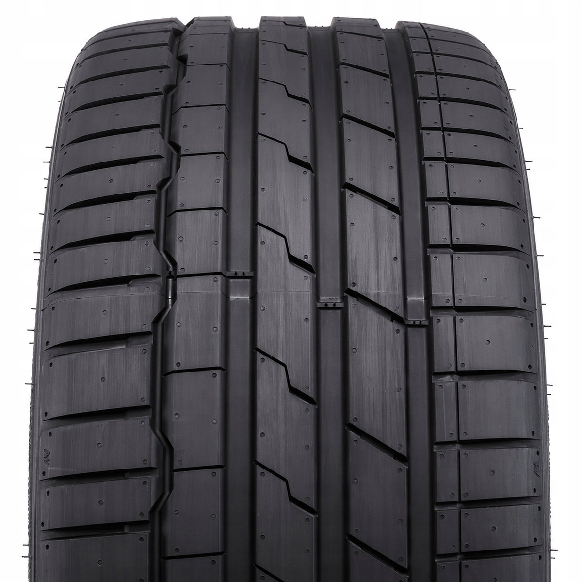 1x SUMMER TYRE 225/55R17 Hankook K127 101Y * Number of tires offered 1 pc.