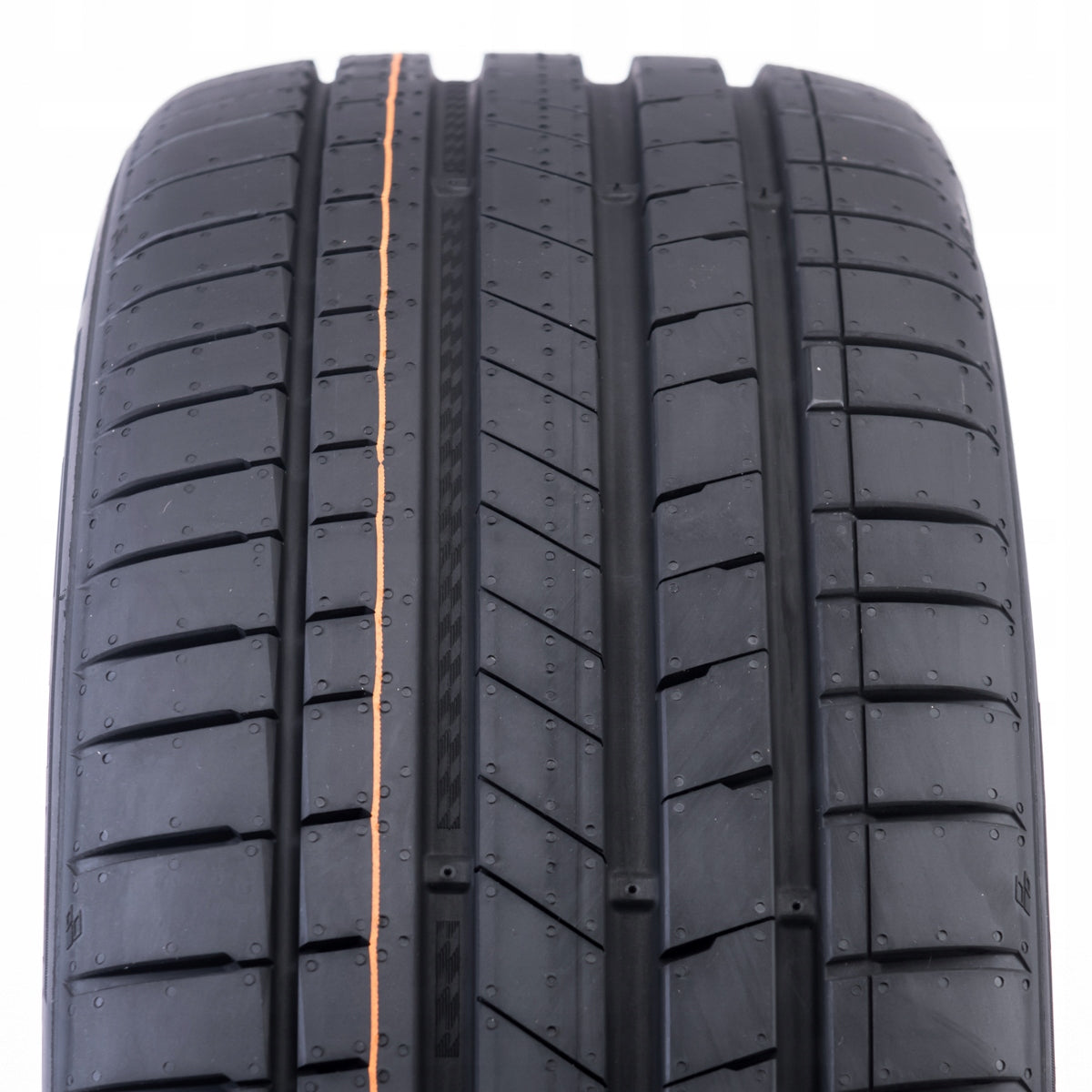 1x SUMMER TYRE 235/35R19 Kumho Ecsta Sport PS72 Number of tires offered 1 pc.