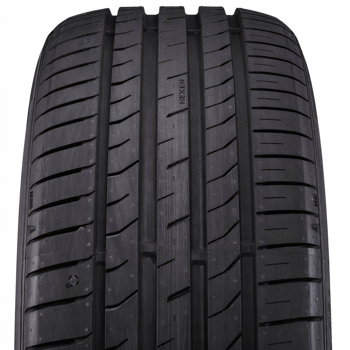 1x SUMMER TYRE 235/50R17 Nexen Nfera Primus 96Y Number of tires offered 1 pc.