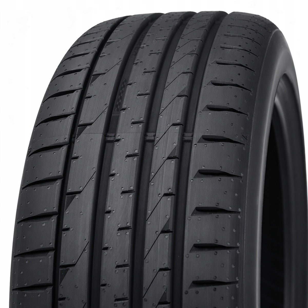 1x SUMMER TYRE 245/40R19 Falken Azenis FK520 98Y Year of manufacture 2024