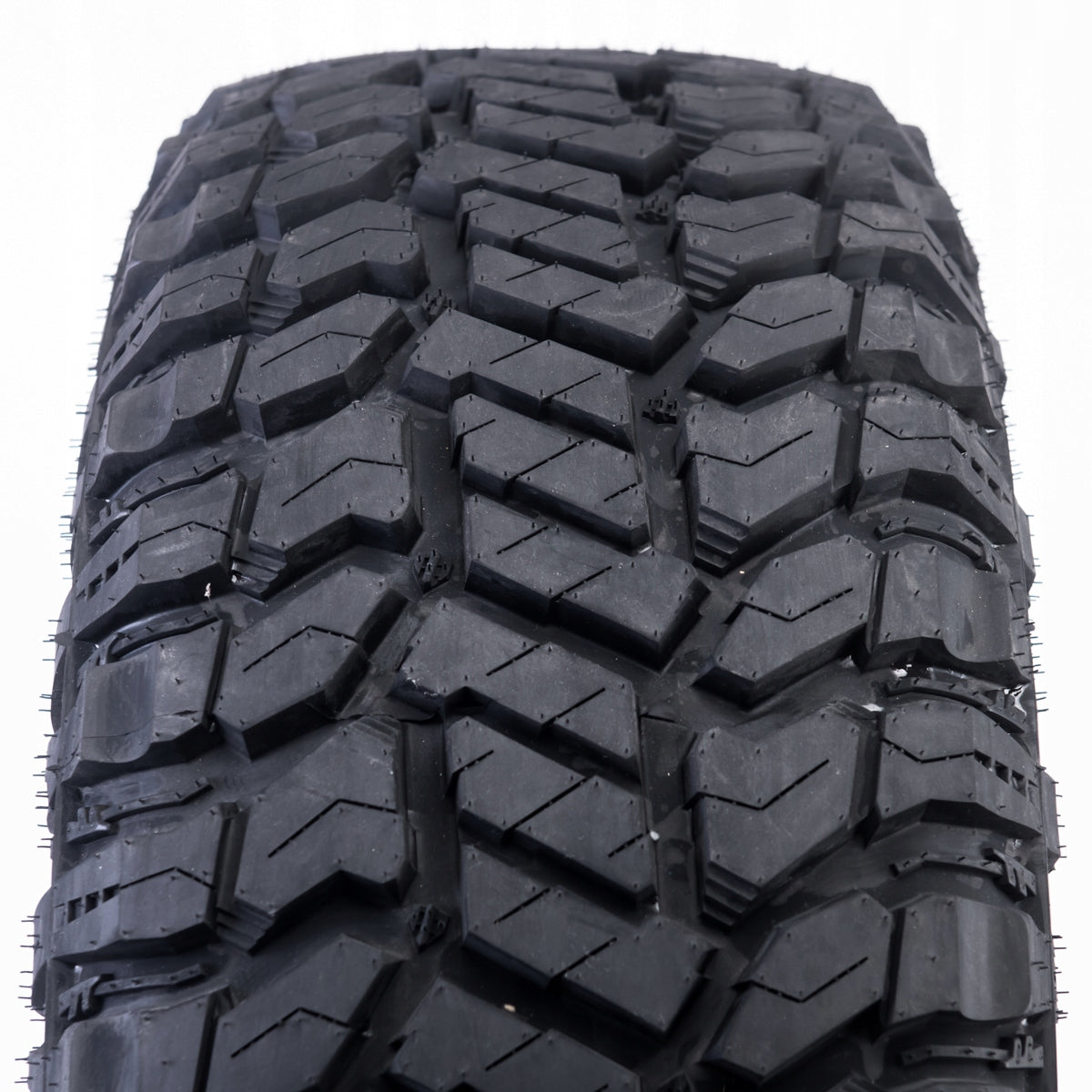 1x SUMMER TYRE 275/60R20 Radar RENEGADE R/T Q Season summer