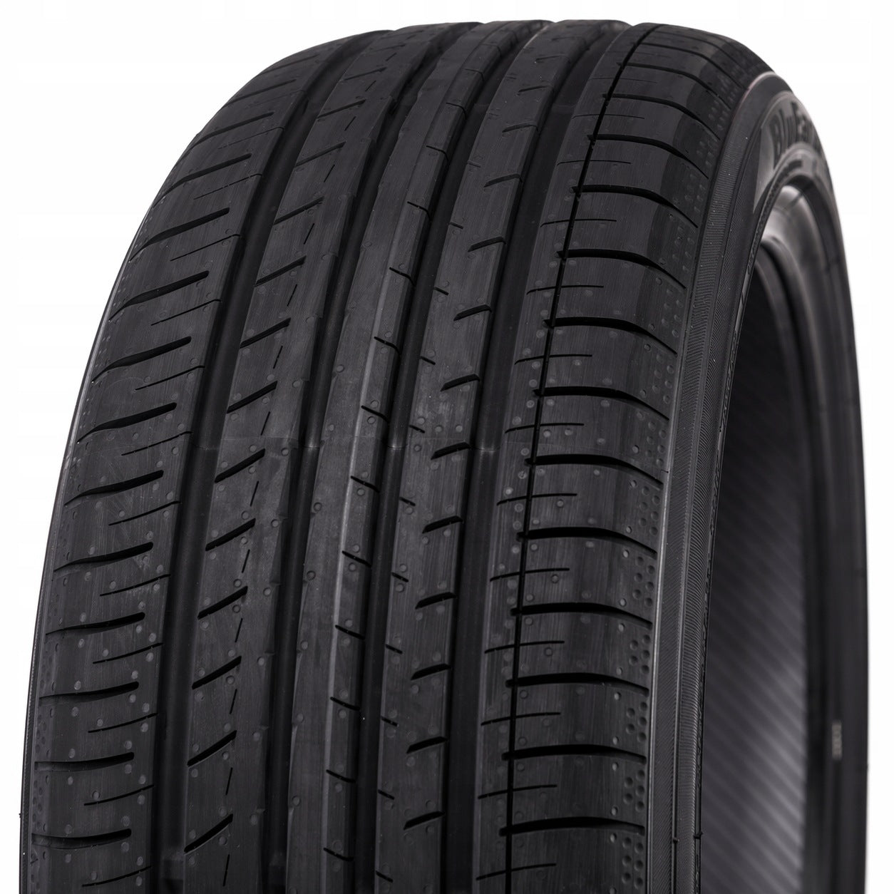 1x TYRE 215/55R16 Yokohama BluEarth-GT AE51