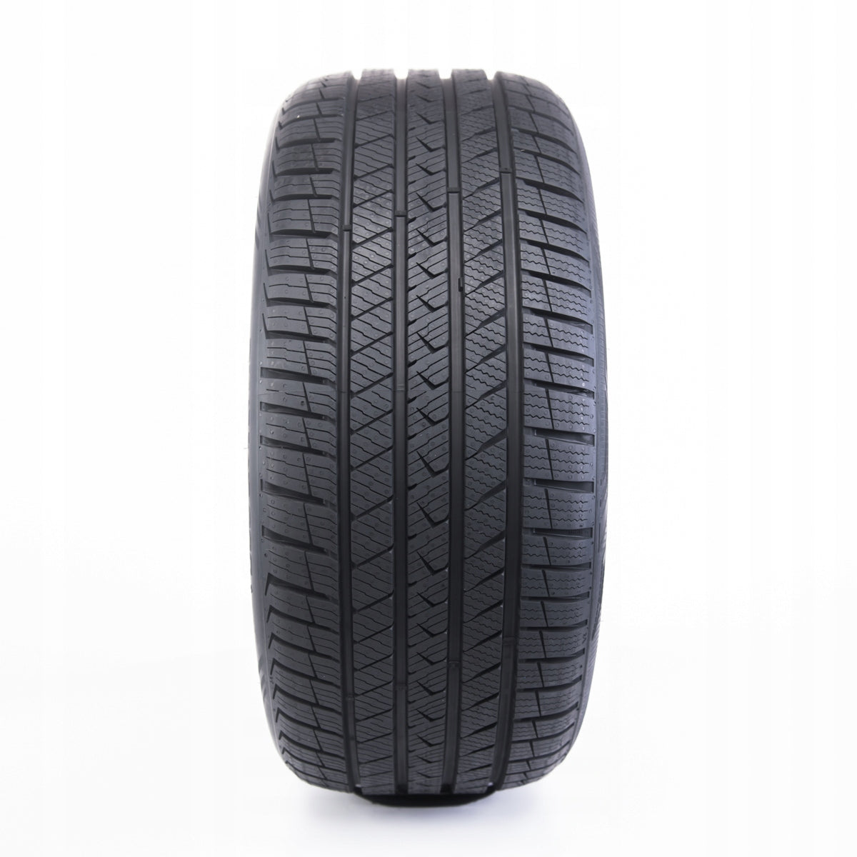 1x TYRE 235/50R19 Vredestein Quatrac Pro+ Number of tires offered 1 pc.