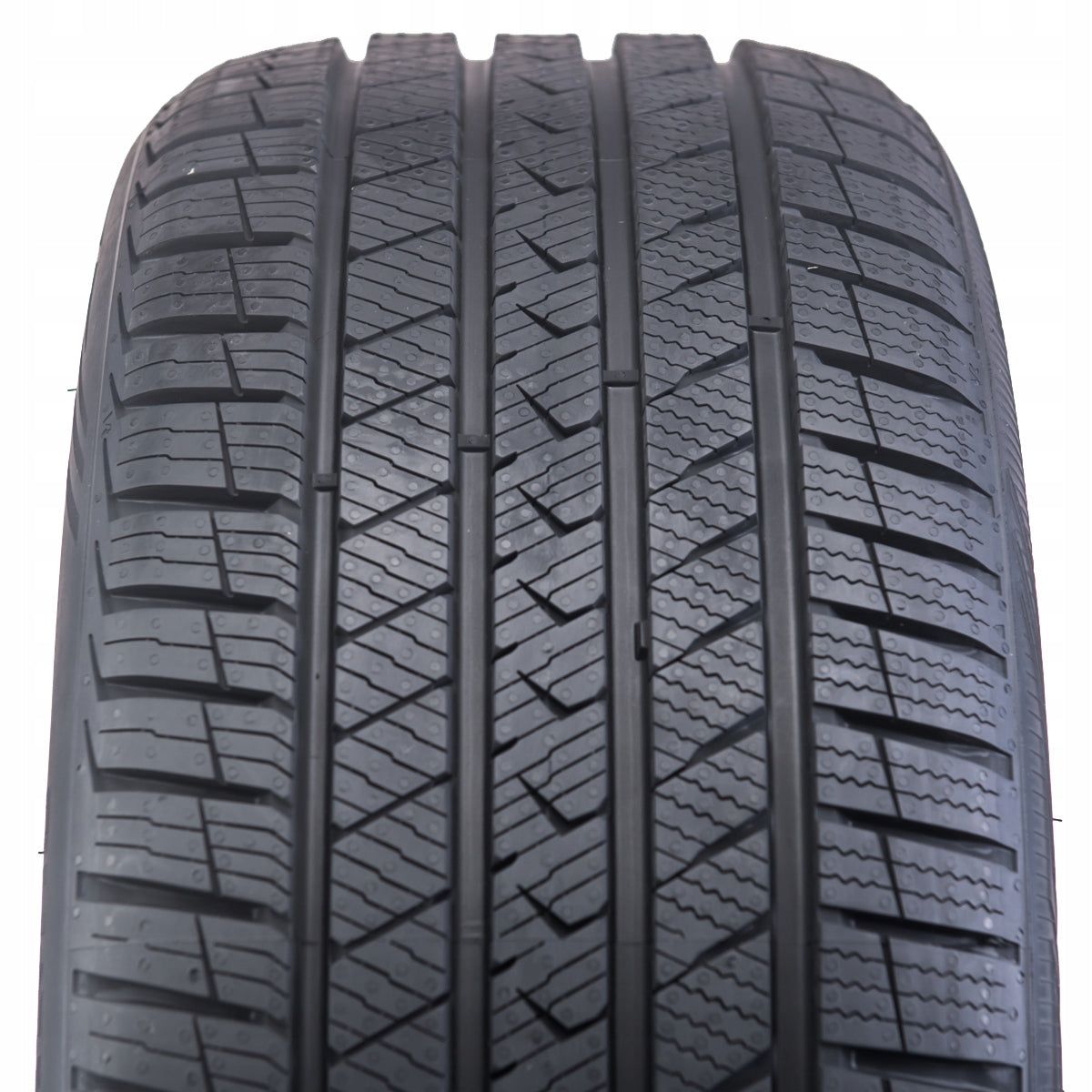 1x TYRE 235/50R19 Vredestein Quatrac Pro+ Season all-season