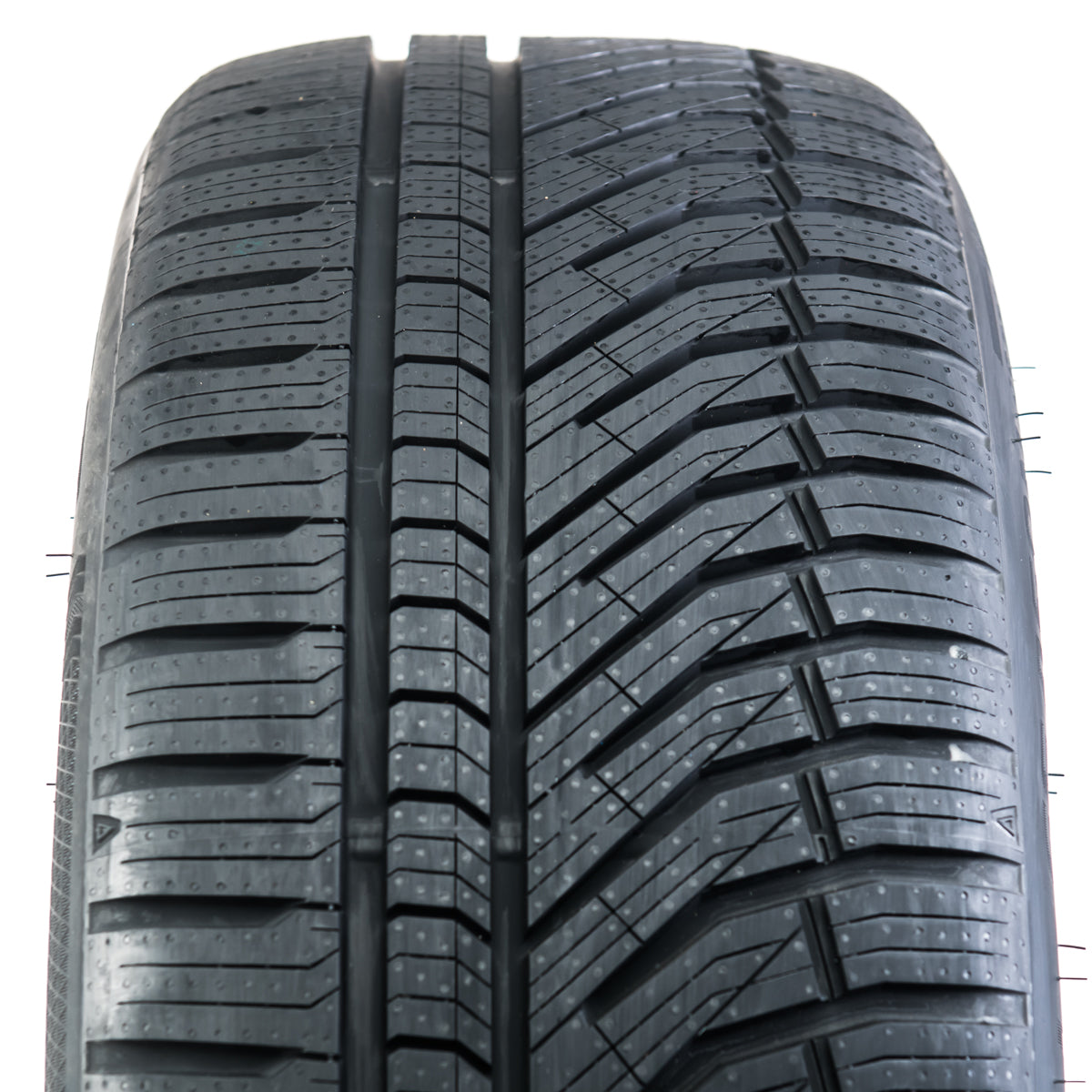 1x TYRE 235/55R20 Falken EuroAll Season AS220 PRO Number of tires offered 1 pc.