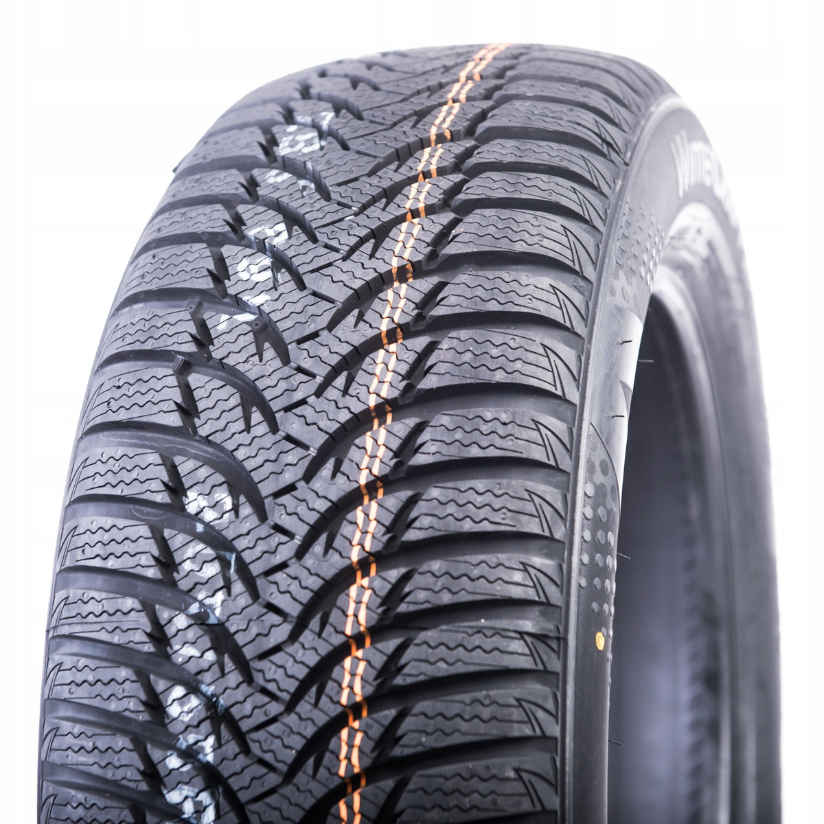 1x WINTER TYRE 175/60R15 Kumho Wintercraft WP51