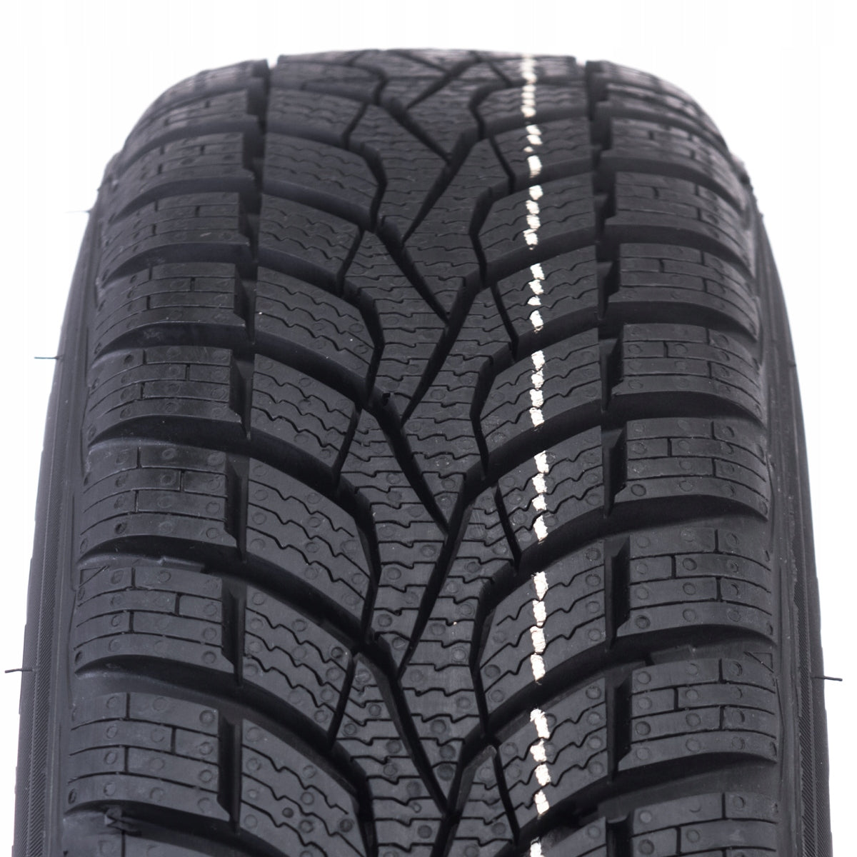 1x WINTER TYRE 195/55R16 Ceat WINTER DRIVE 87H