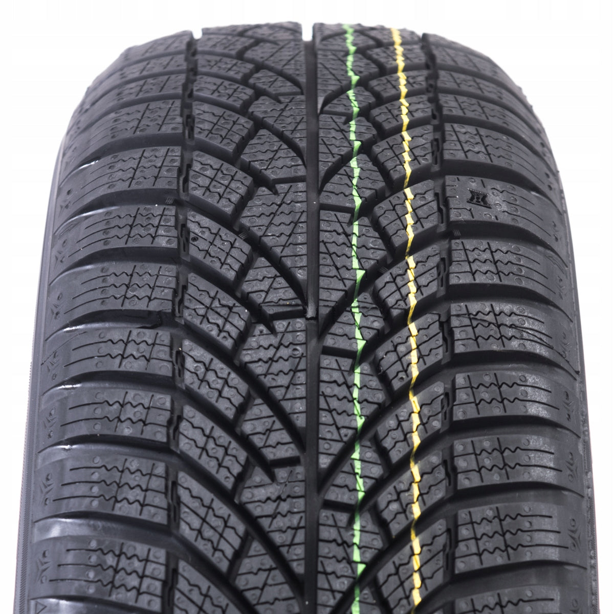 1x WINTER TYRE 195/55R16 Kumho Wintercraft WP52 + Number of tires offered 1 pc.
