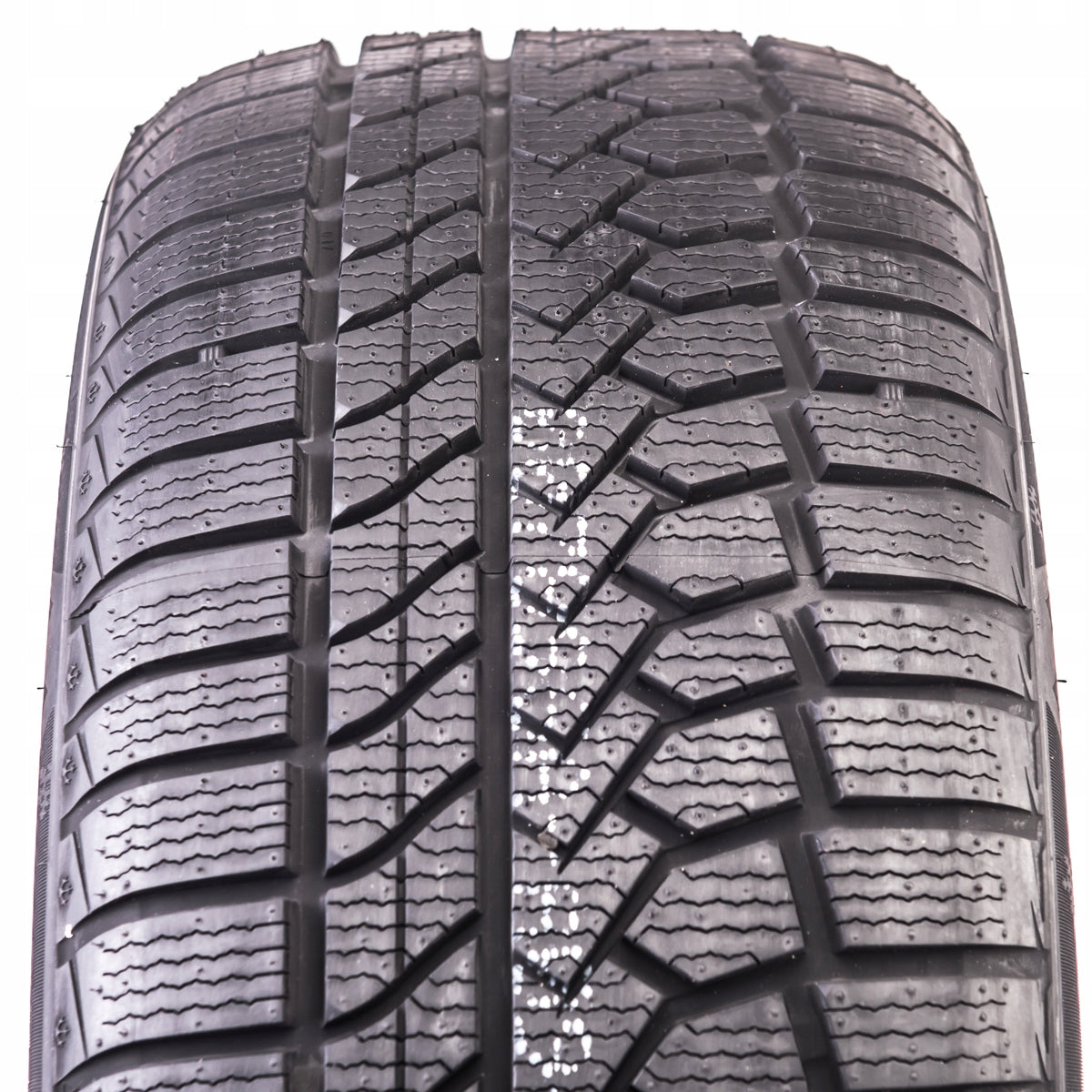 1x WINTER TYRE 215/55R16 Goodride Z507 97H XL FR Number of tires offered 1 pc.