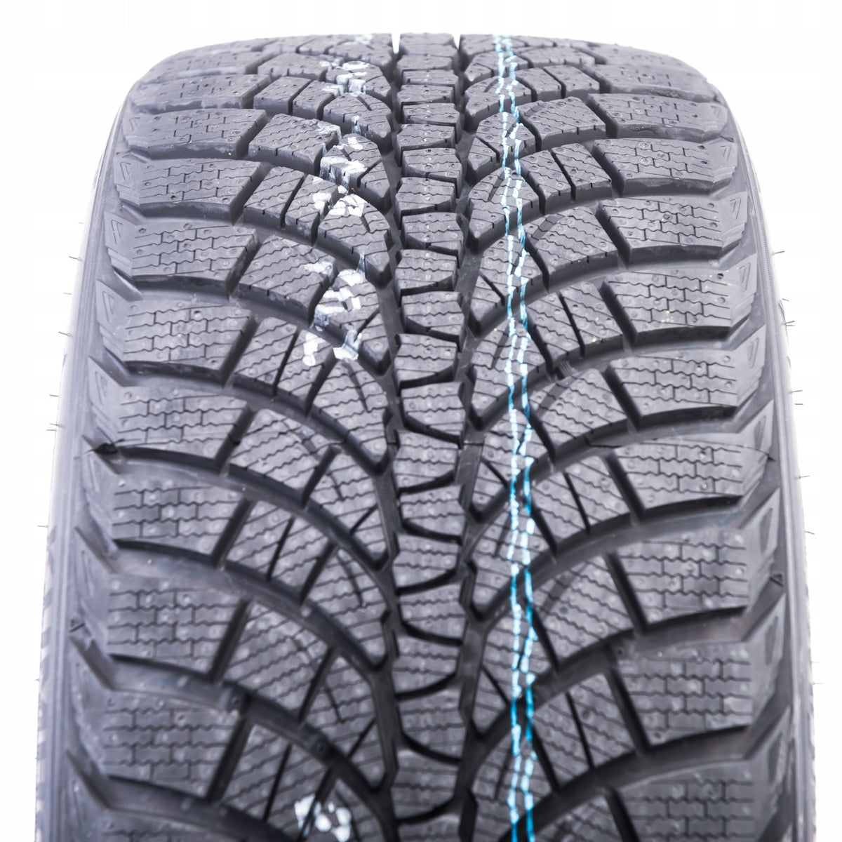 1x WINTER TYRE 245/45R17 Kumho Wintercraft WP71 Season winter