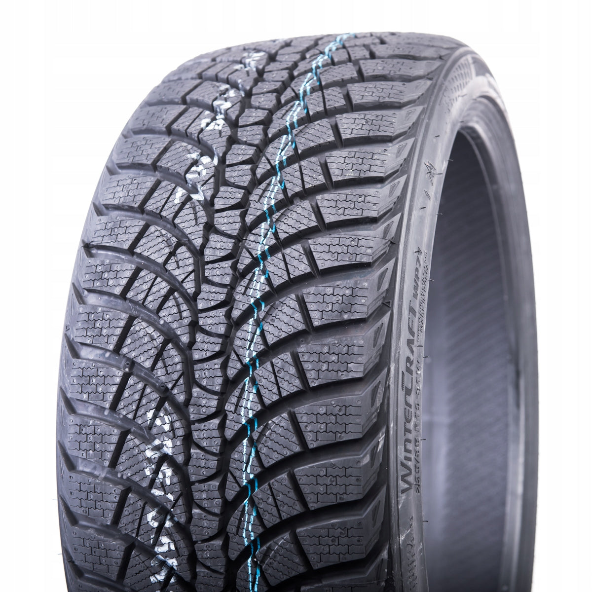 1x WINTER TYRE 245/45R17 Kumho Wintercraft WP71