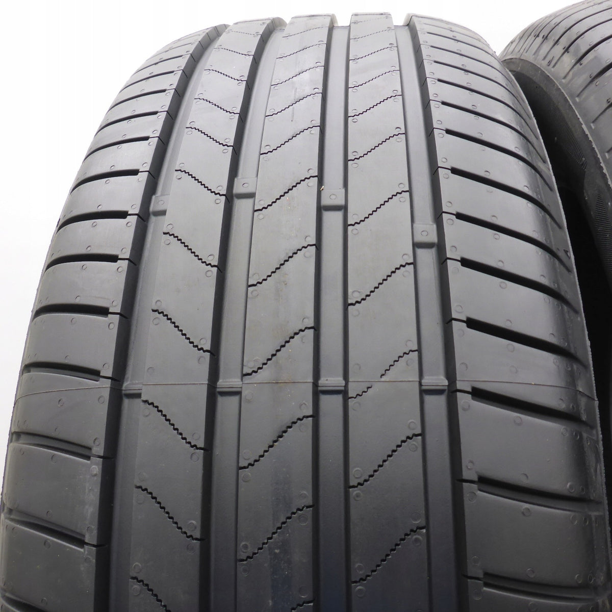 2 Pack Summer Tyres Bridgestone Turanza 6 235/55 R19 105W 2026 Unused Number of tires offered 2 pcs.